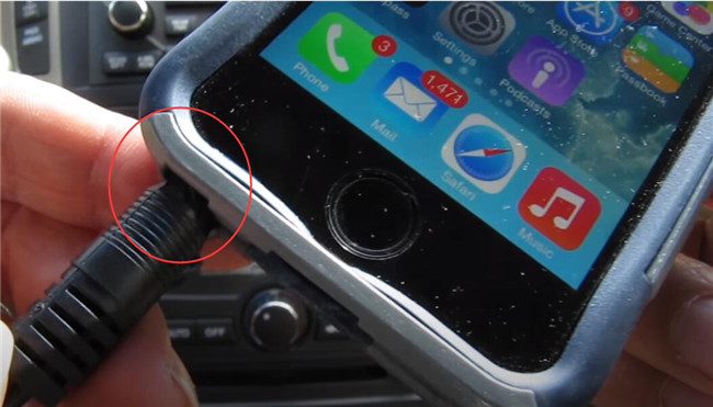 Listen to Music on Aux Input with iPhone 6S