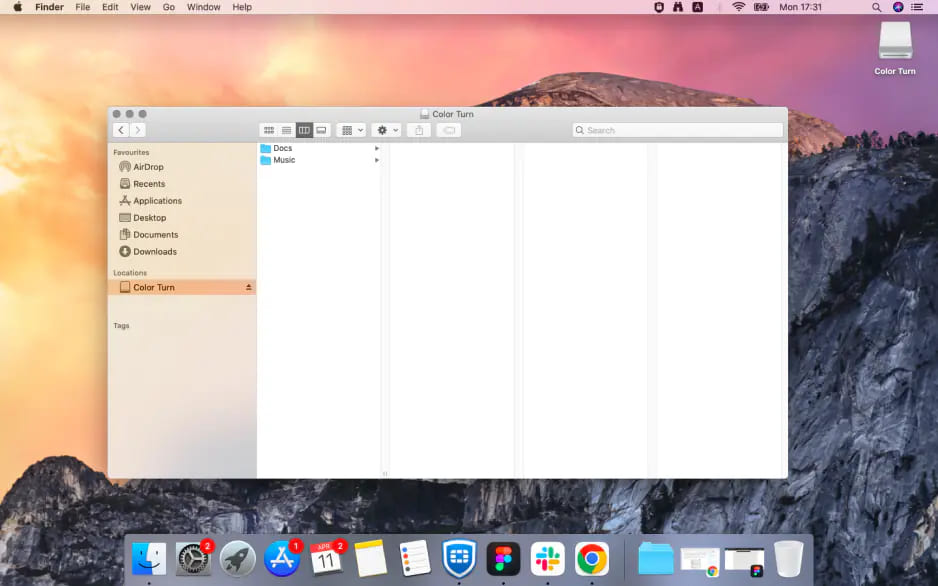 locate USB drive in Finder Mac