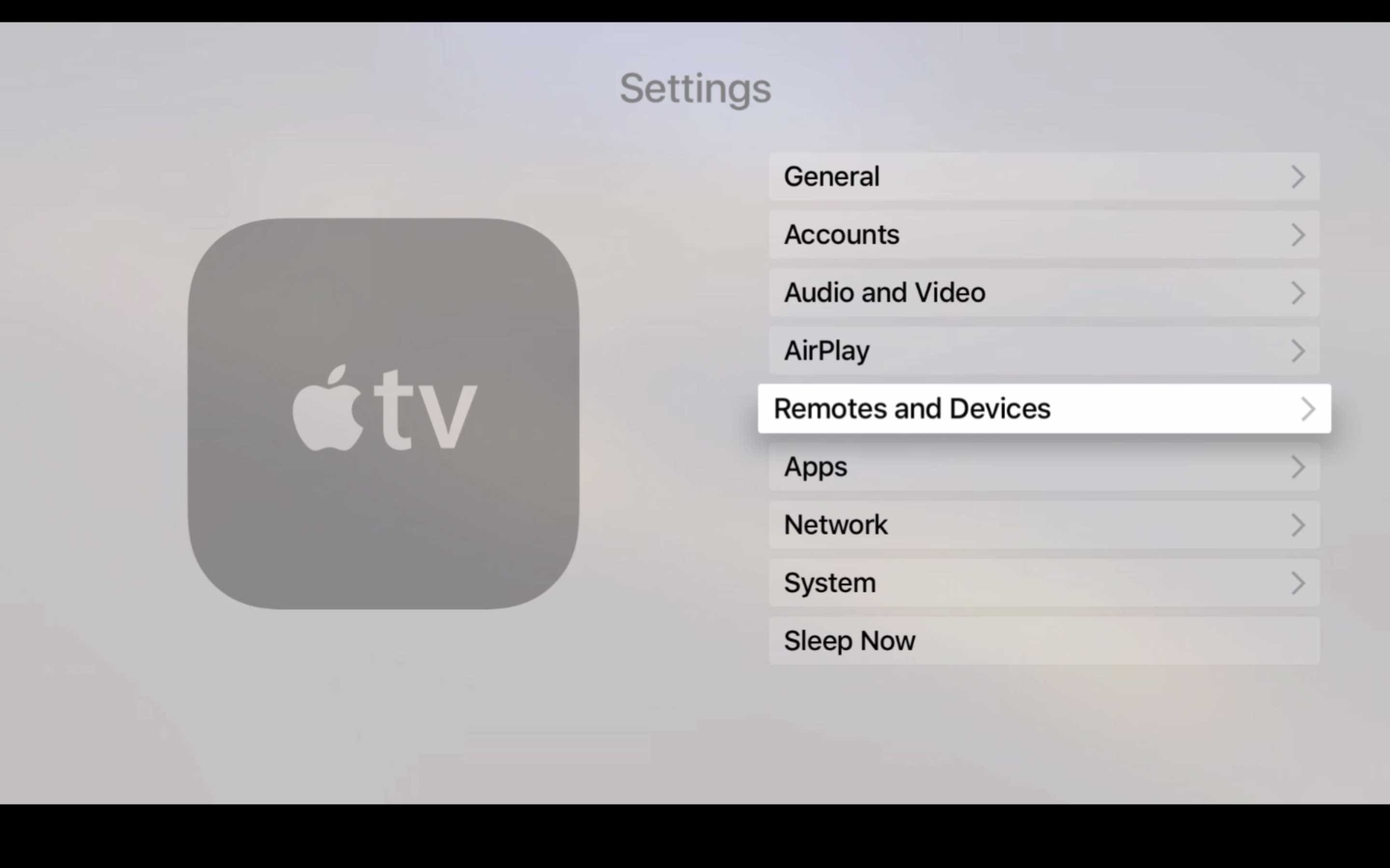 Apple TVのリモコンとデバイス